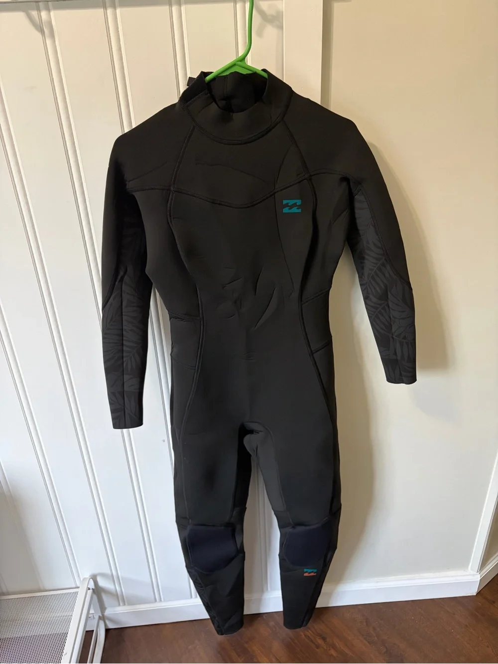 Billabong Women’s Synergy 3/2mm Back Zip Wetsuit - Size 10